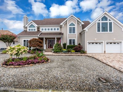 813 Ensign Drive