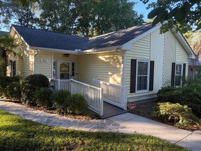 301 Stratford Pl.
