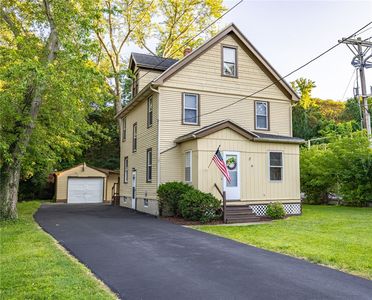 77 Boxart St