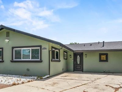 7013 Glass Slipper Way