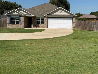 117 James Dr