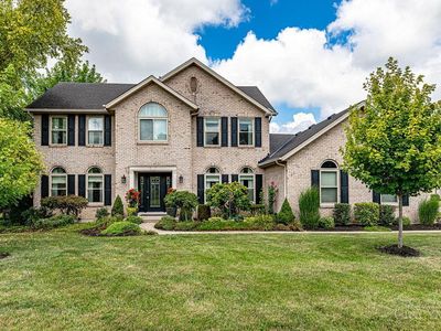 6373 Lakewood Dr