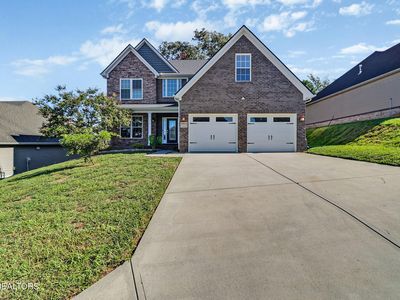 2044 Wooded Mountain Ln