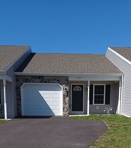 Property at 137 Sable Dr, Carlisle, PA