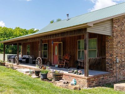 8505 Holly Mountain Rd