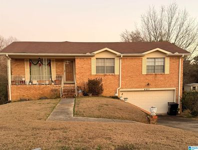 4821 Smithfield Dr N