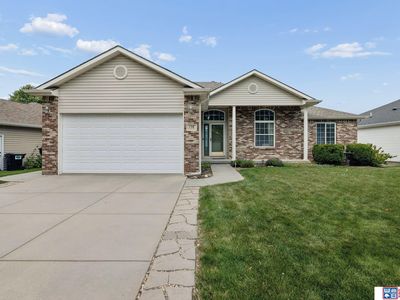 Property at 158 W Lombard Dr, Lincoln, NE