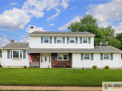 43 Richards Dr