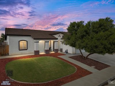 5228 Blanco Dr
