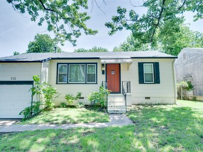 735 N Oswego Ave