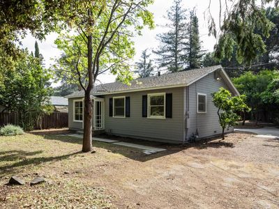 2027 Carol Ave