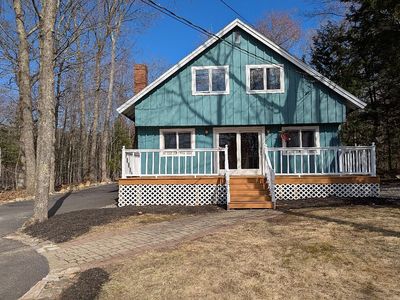 16 Scenic View Dr