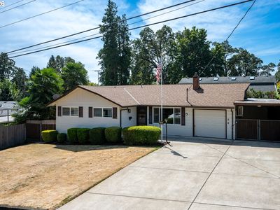 Property at 910 Cornell Ave, Gladstone, OR