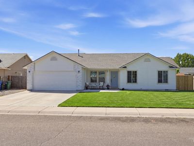 3113 Parkview Way