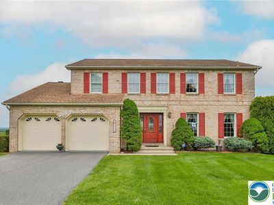 216 Memorial Dr
