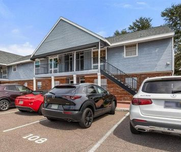 200 Countryclub Drive #108