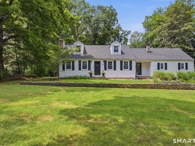 16 Ramblewood Drive