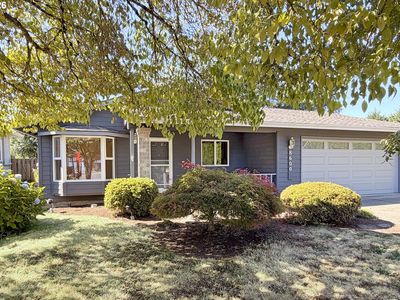 Property at 8600 SE Hood St, Clackamas, OR