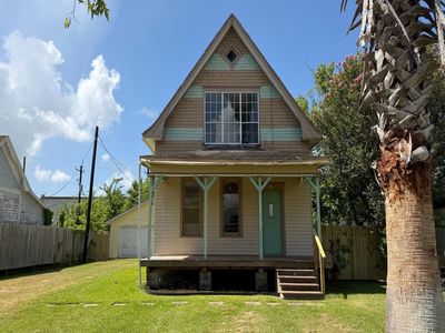 211 Morton Ave