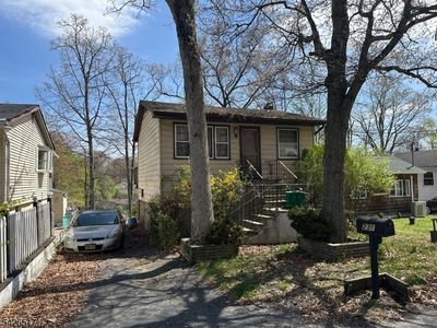 Property at 231 Elmira Trl, Hopatcong, NJ
