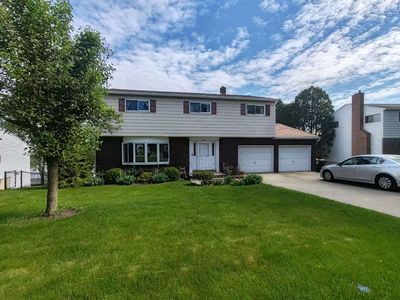 4517 Madison Dr