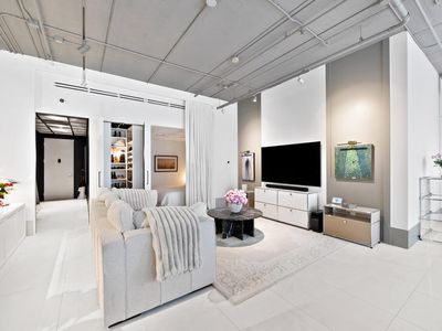 425 N Andrews Avenue #206