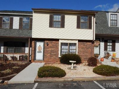 17 Cape Henry Ct