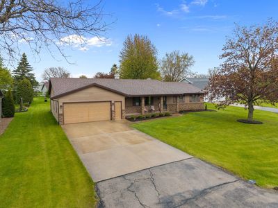 W2572 Colonial Ct