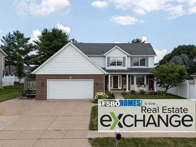Property at 413 S 8th Ave, Eldridge, IA