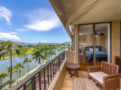2121 Ala Wai Blvd APT 1001
