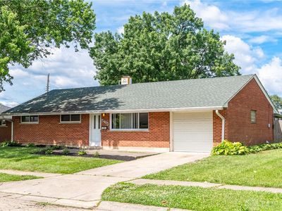 5415 Mangold Dr