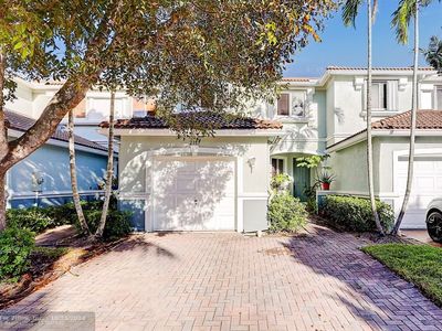 2319 Center Stone Ln