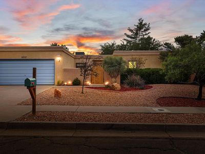 2717 La Charles Dr NE