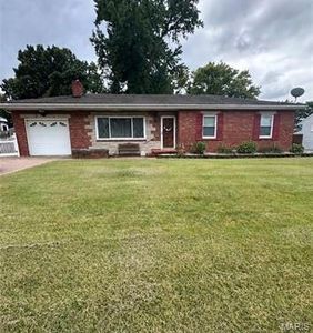 46 N Circle Dr