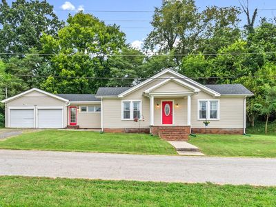 217 Cayce Ave