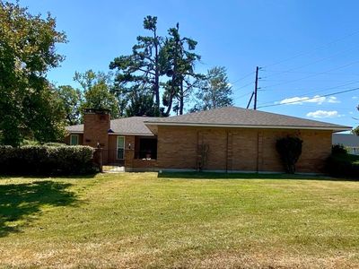 Property at 10 Yester Oaks Dr, West Monroe, LA