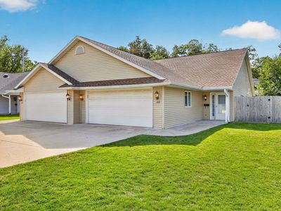 329 Soden Dr