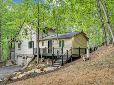 Property at 290 Silver Shadow Rd, Hardy, VA