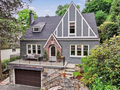 46 Valleywood Rd