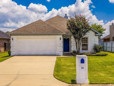 16 Dauphine Pl