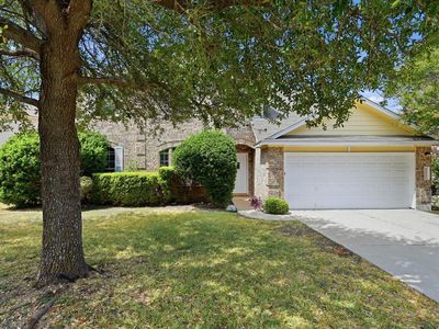 1635 Abbey Ln