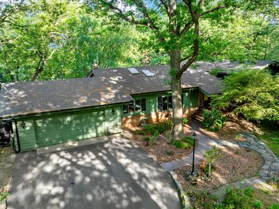 8282 Hidden Bay Ct N
