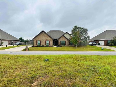 Property at 937 Aberdeen Dr, Cantonment, FL