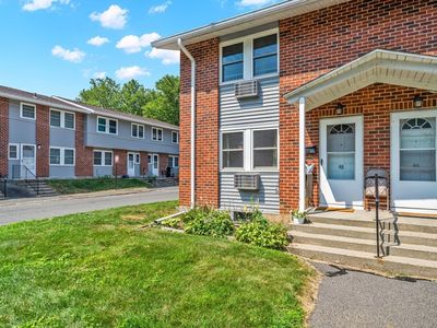 48 Manor Ct #48