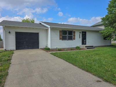 106 2nd Ave NE