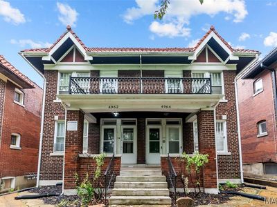 4962 Lindenwood Ave