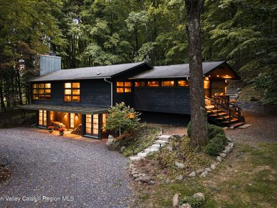 27 Bakertown Road