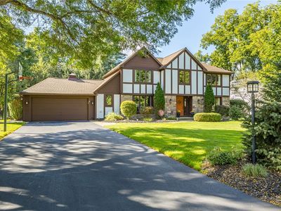 3 Walnut Grv