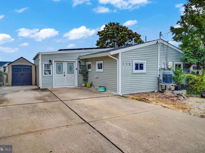 115 E Mohawk Dr