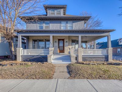 24 Grand Ave